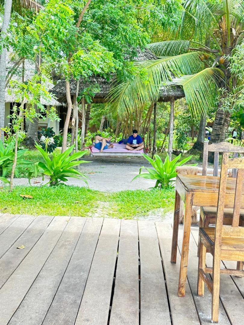 Juani Beach Bungalows Kilindoni Extérieur photo
